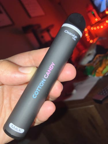 Customer photo review of Cotton Candy CBD Vape Pen - 500mg