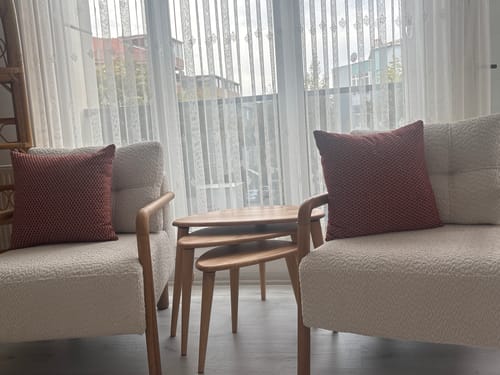 Customer photo review of Ahşap Zigon Sehpa 3'lü Set - Doğal Masif Kestane/Meşe Ağacı (Ercol Style)