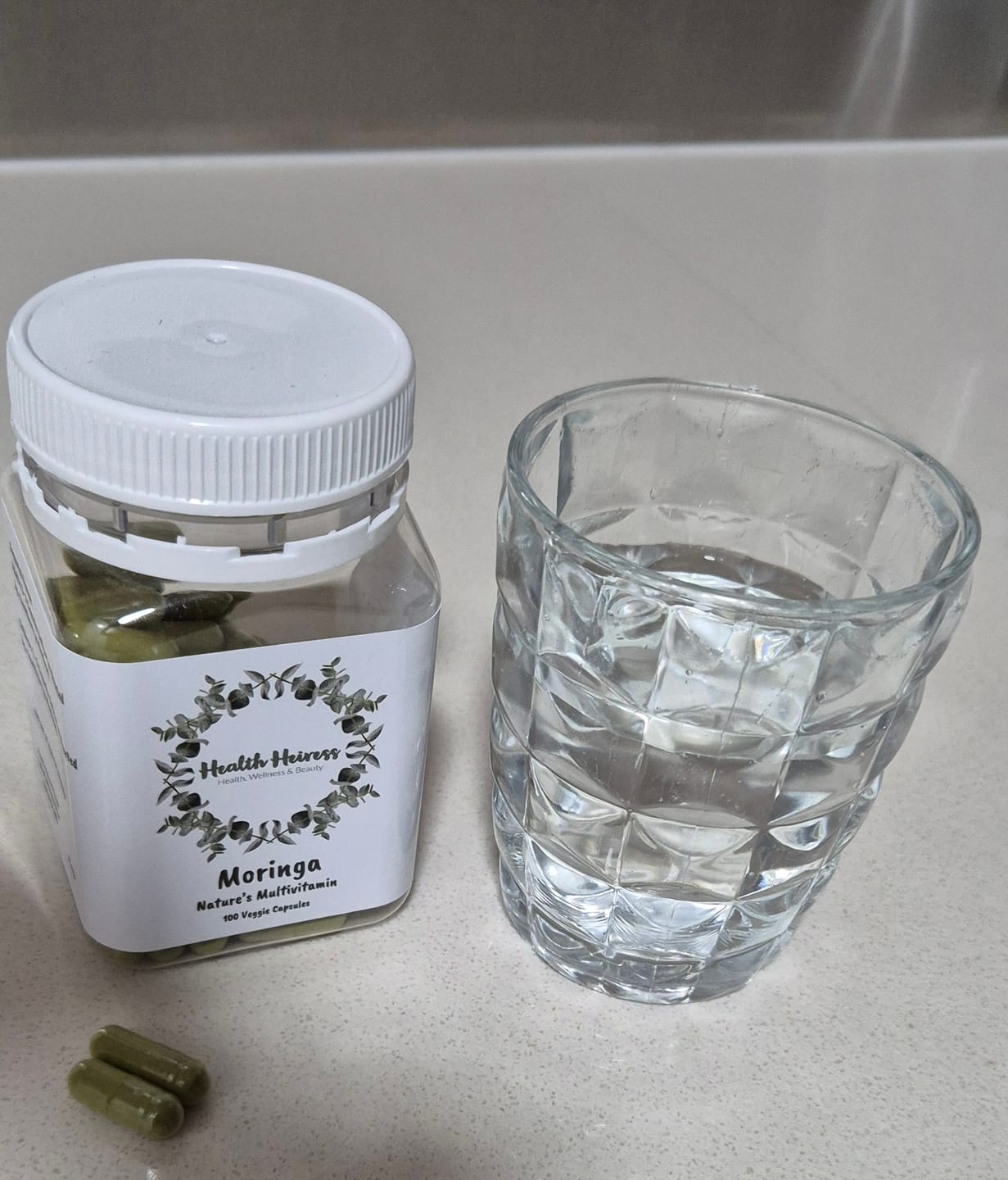 Customer photo review of Moringa 100 Capsules
