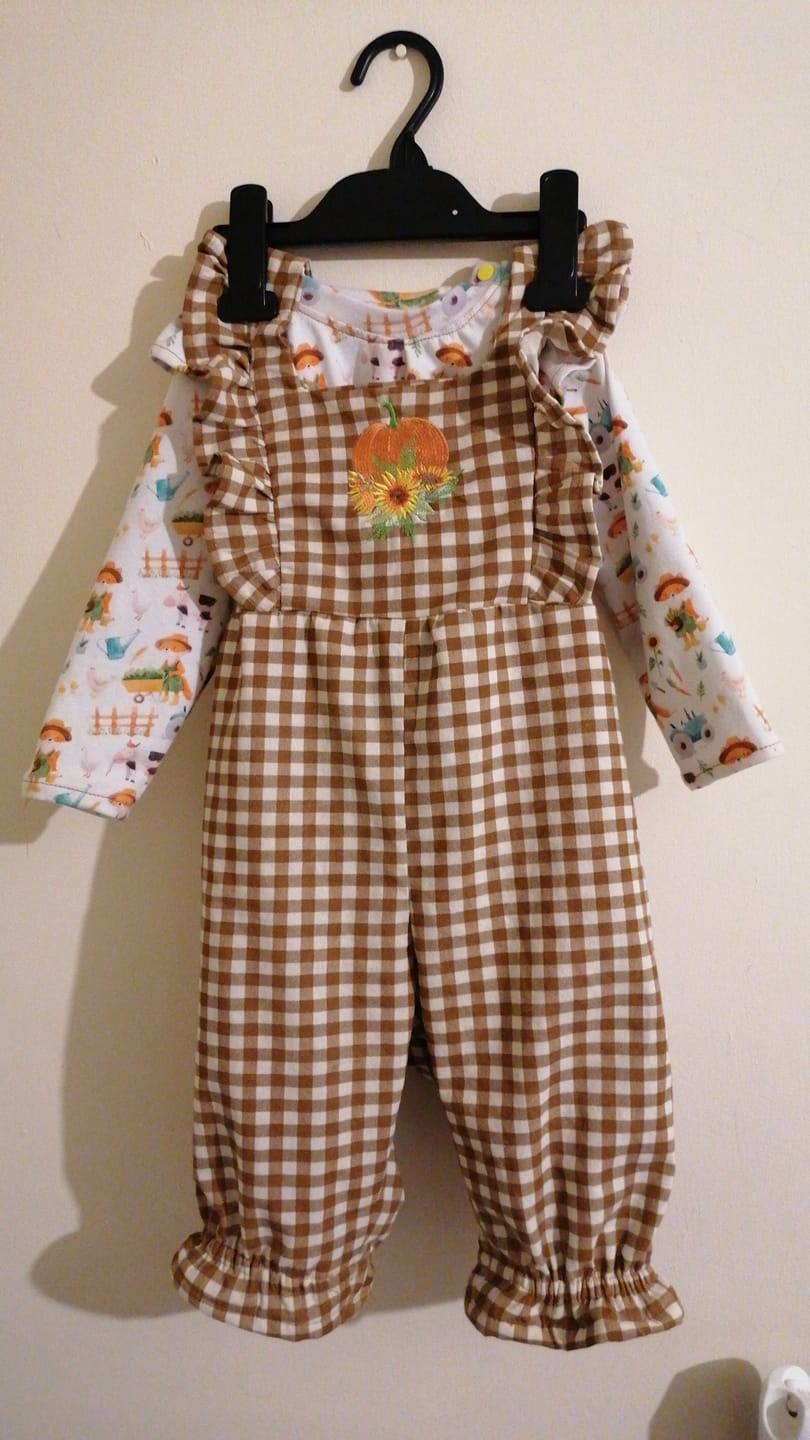 Customer photo review of Printed 100% Cotton Fabric