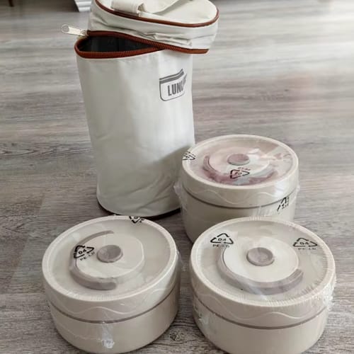Customer photo review of Lunch Box - ערכת קופסאות אוכל שומרות חום קלות לנשיאה
