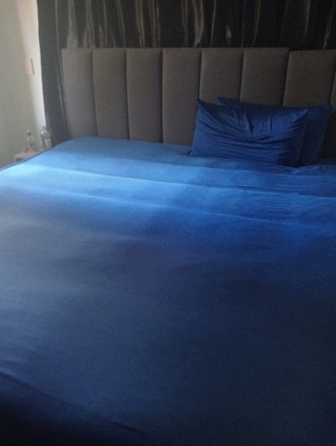 Customer photo review of Muscle Mat Easy-Make Luxury Bed Sheet Set