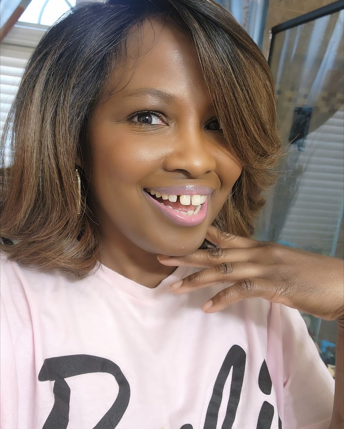 Customer photo review of Bobbi Boss Synthetic 13"X7" Hand Tied Glueless Lace Wig - MLF602 NATALIA
