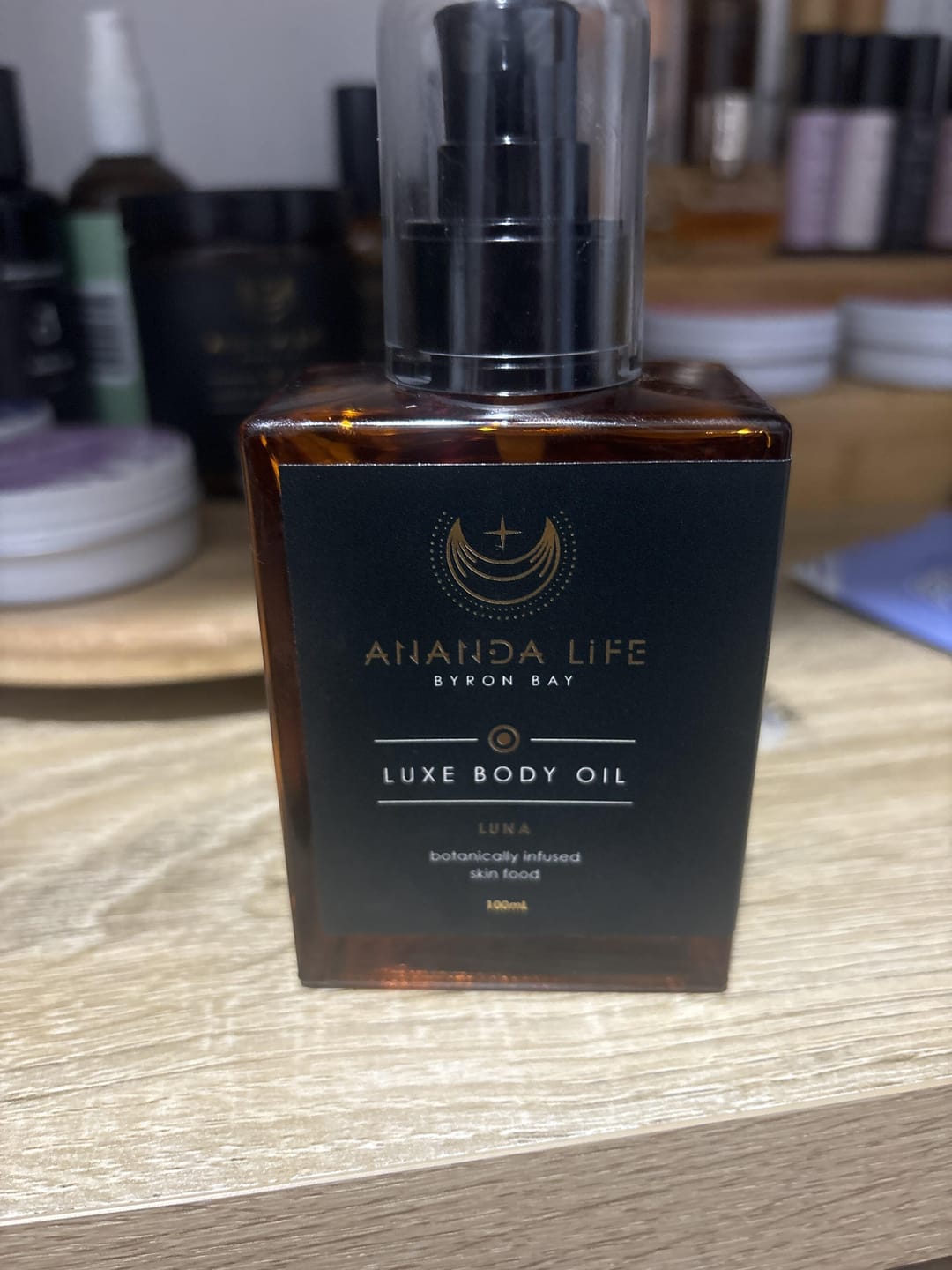 Customer photo review of Ananda Life Luxe Body Oil  LUNA