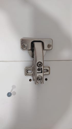 Customer photo review of Bisagra recta de rinconera de 35mm de cazoleta con 90º de apertura