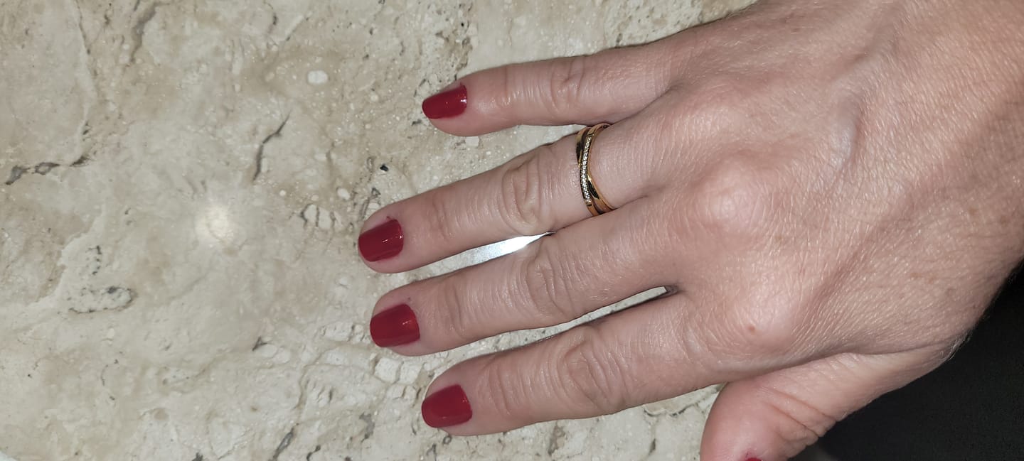 Customer photo review of Anel Lucia Duplo Banhado em Ouro 18k