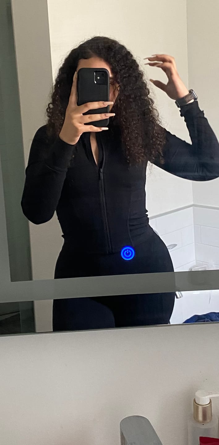 Customer photo review of CONFIDENCE .5 LENGTH JACKET