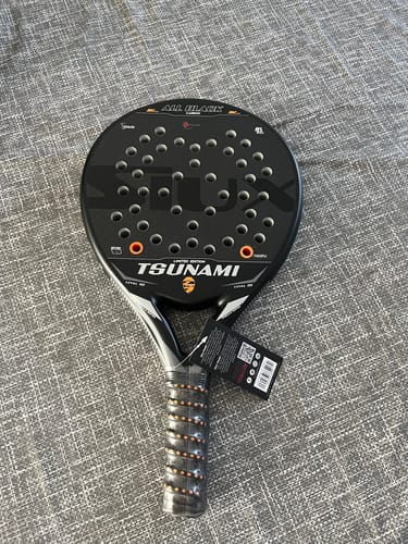 Customer photo review of Siux Tsunami All Black
