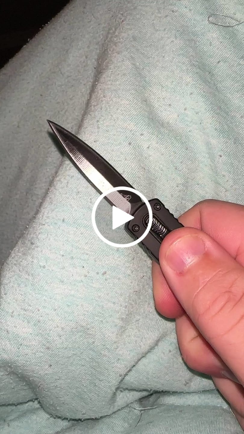 Customer video review of 50% OFF Small Black Phantom D/A OTF (Multiple Blade Styles Available)