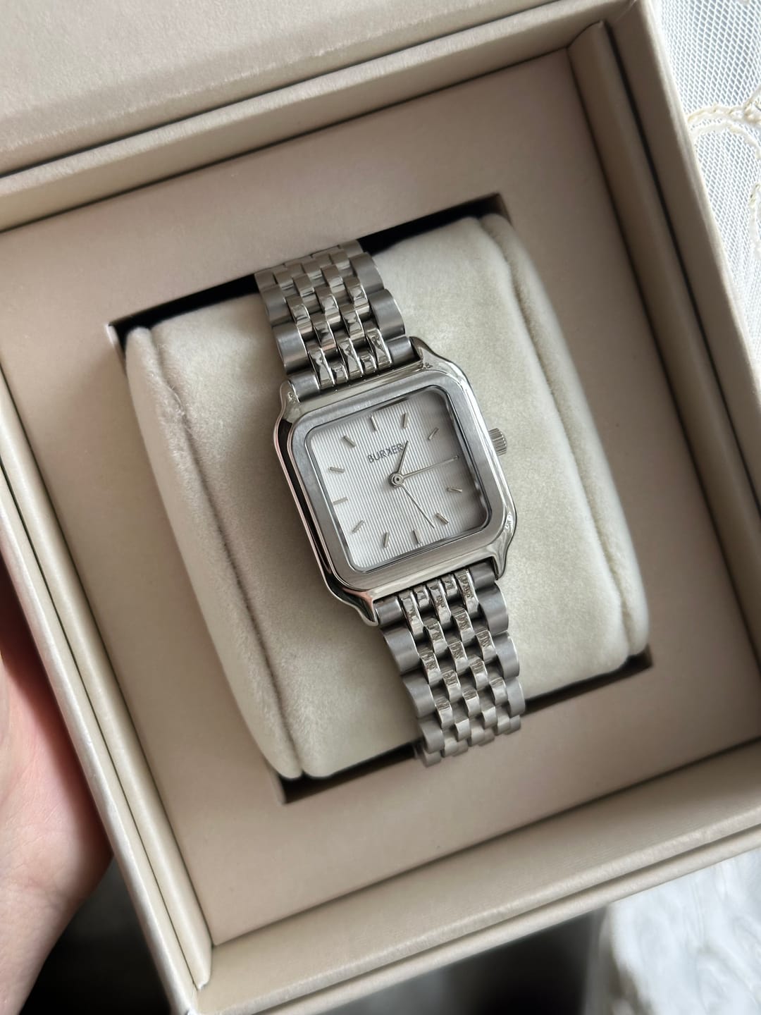 Customer photo review of Macy Silver White