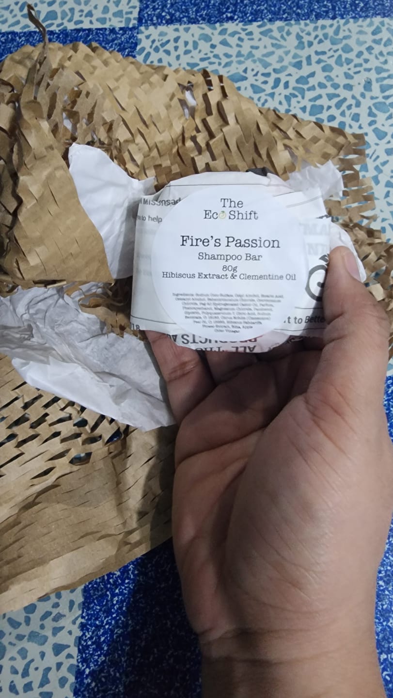 Customer photo review of Color Protect and Color Toning - Fire's Passion Shampoo Bar