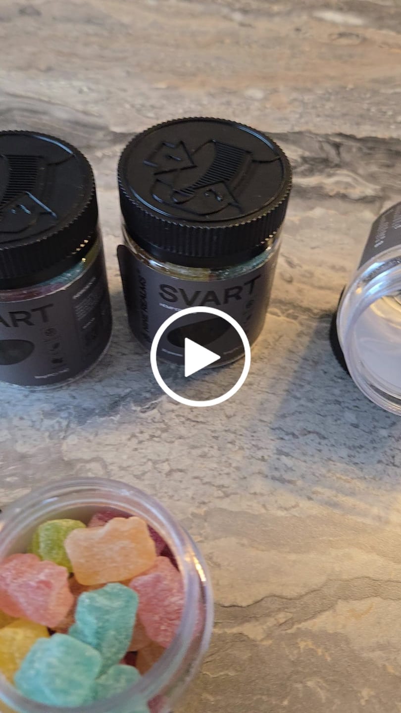 Customer video review of SVART - EDIBLES (THC 150mg)