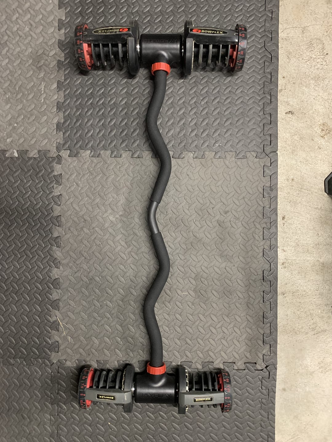 Customer photo review of Hyperbell EZ Curl Bar