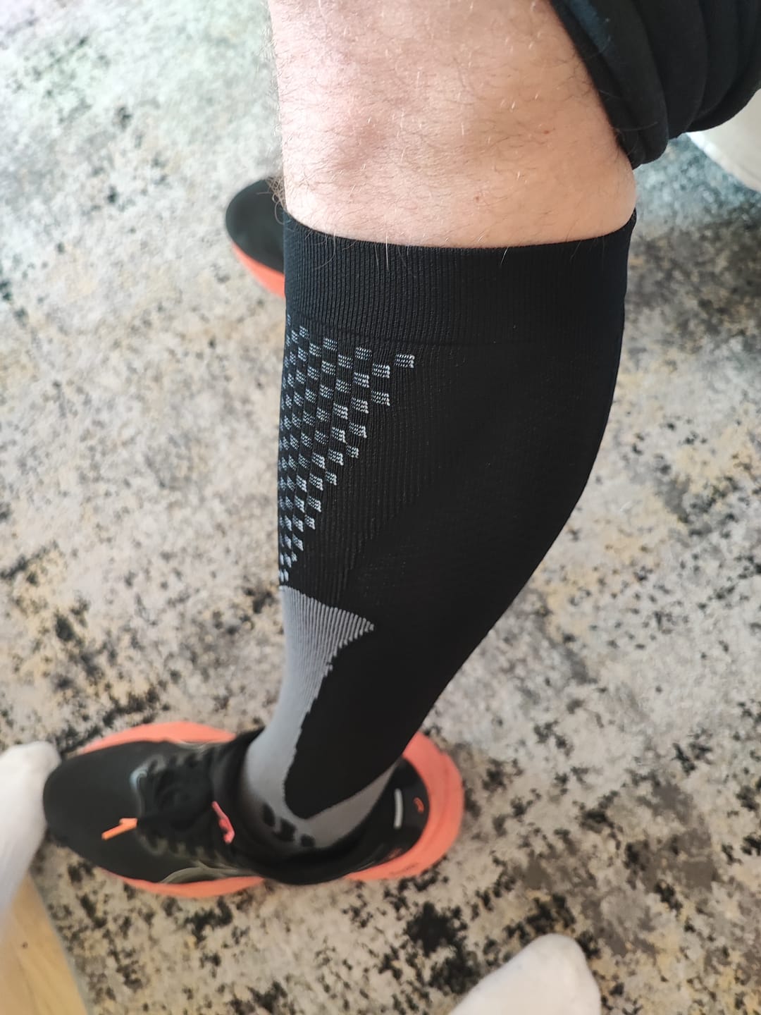 Customer photo review of VitalFlow™️ farbenfrohe Kompressionssocken