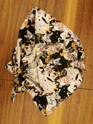 Customer photo review of Bandana OP Haube Aquarell Katzen