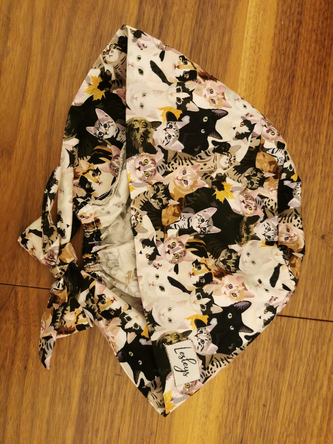 Customer photo review of Bandana OP Haube Aquarell Katzen