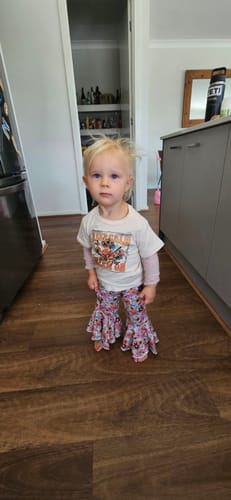 Customer photo review of Hippie Flower Sets