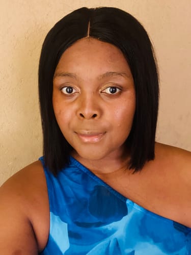 Customer photo review of Double Drawn Peruvian 4x4 Lace wig