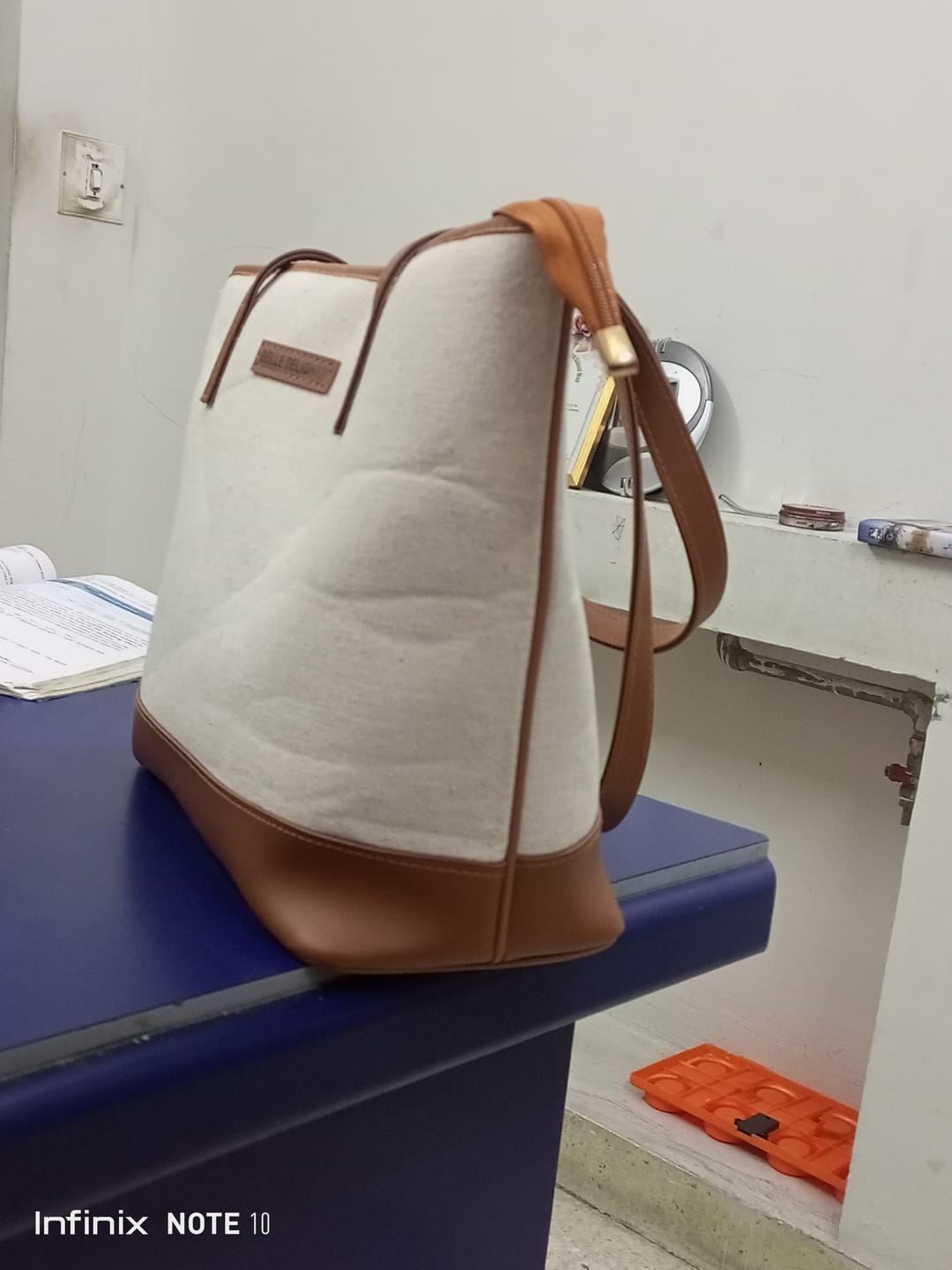 Customer photo review of TOTE BAG BROWN
