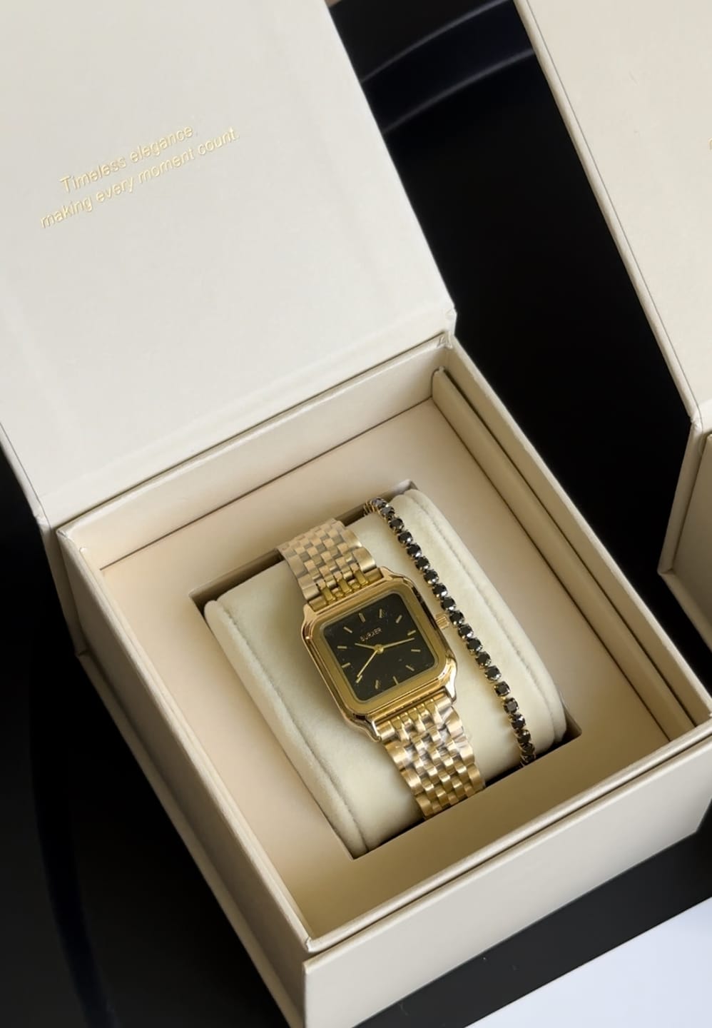Customer photo review of Macy Gold Black
