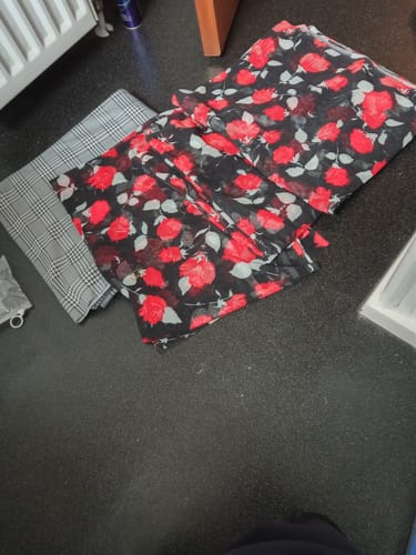 undefined review of 3 Metres Super Soft Printed Mesh Jersey   55" Wide (Rose) image 1 out of 1