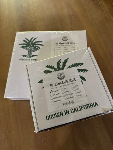 Customer photo review of Organic Rutab Medjool Dates Box