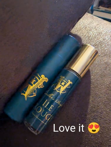 Customer photo review of Ile Rouge