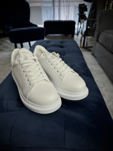 Customer photo review of Men's Pluto Pure White