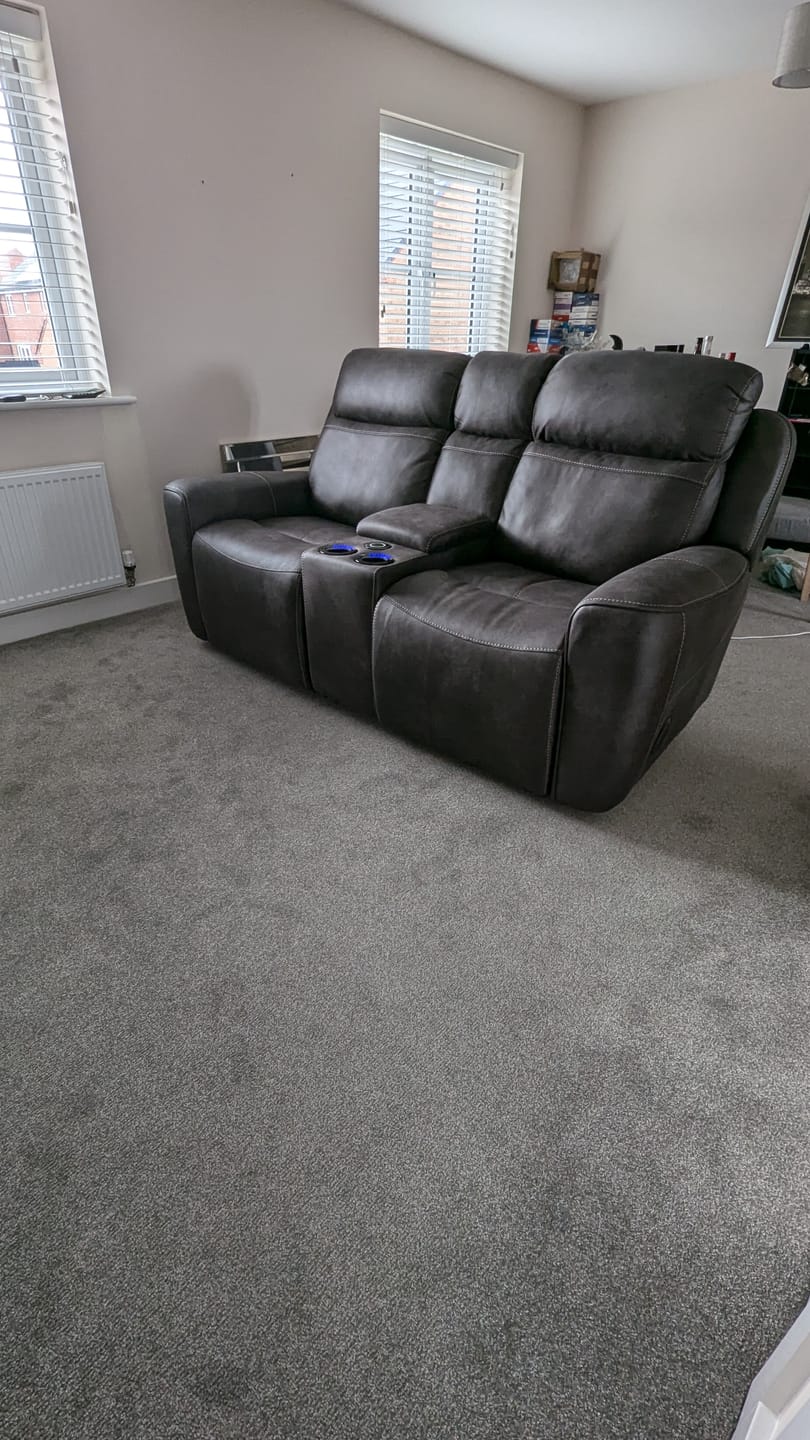 Customer photo review of Eiger 2 Seater Smart sofa Power Recliner with Console