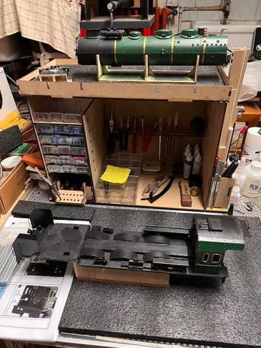 Reseña con foto de un cliente sobre Mueble taller organizador