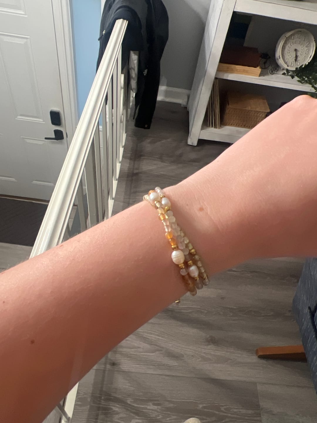 Customer photo review of Agate & Pearl Bead Bracelet