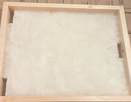 Customer photo review of MayBee Hives 10 Frame Candy Board and Quilt Box Combo Pack: Essential Winter Preparation for Beekeepers, Suitable for Langstroth Hives