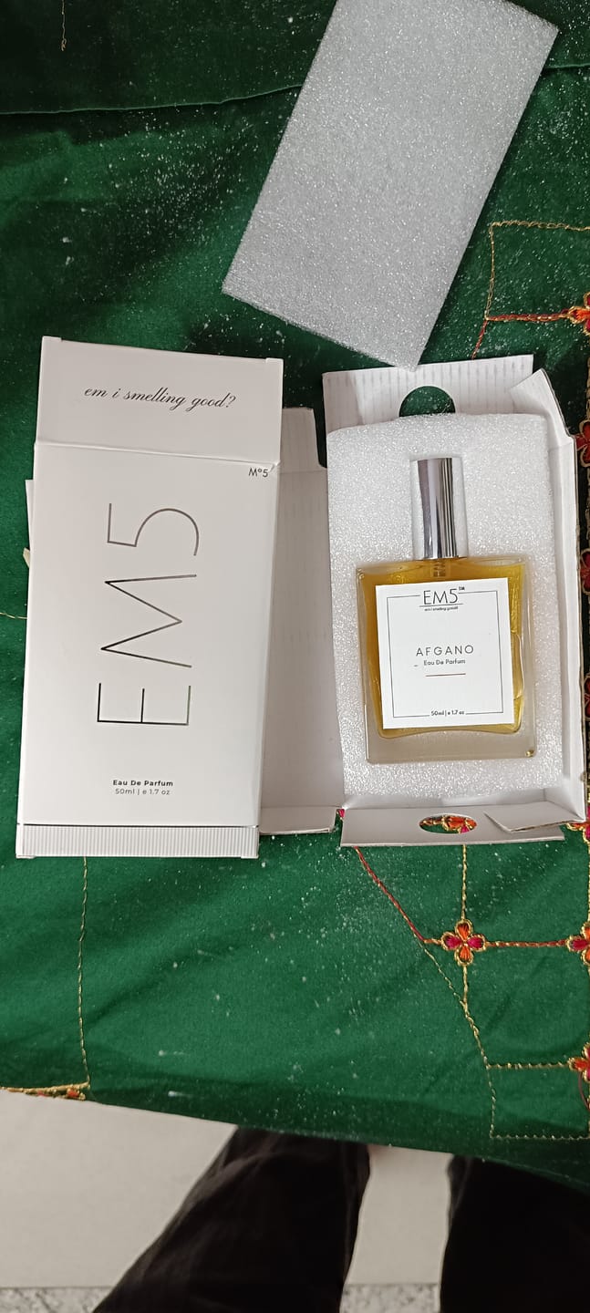 Customer photo review of EM5™ Afgano Perfume EDP Spray for Men | Amber Smoky Oud Fragrance Accords | Luxury Gift for Men | Variants Available: 50 ml Spray / 15 ml Spray