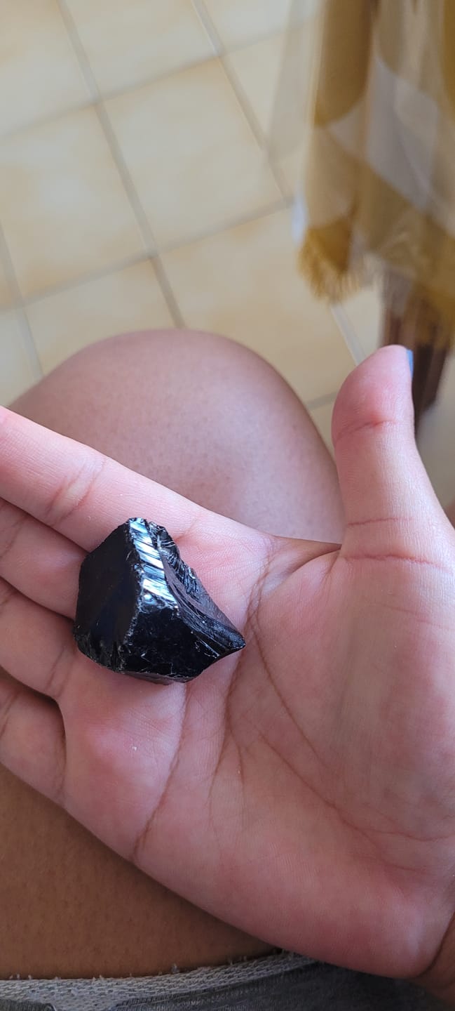 Customer photo review of Obsidiana negra Masivo | Autorrealización - Protección