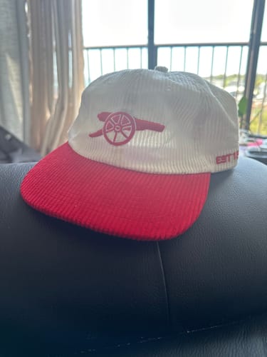 Customer photo review of Gunners Retro Lid