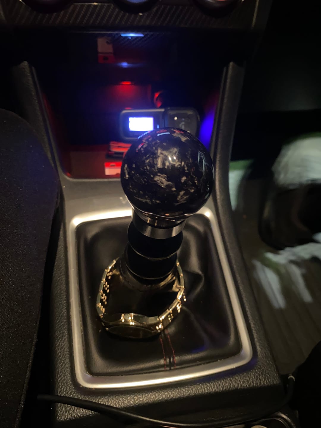 Customer photo review of Weighted Forged Carbon Fiber Shift Knob