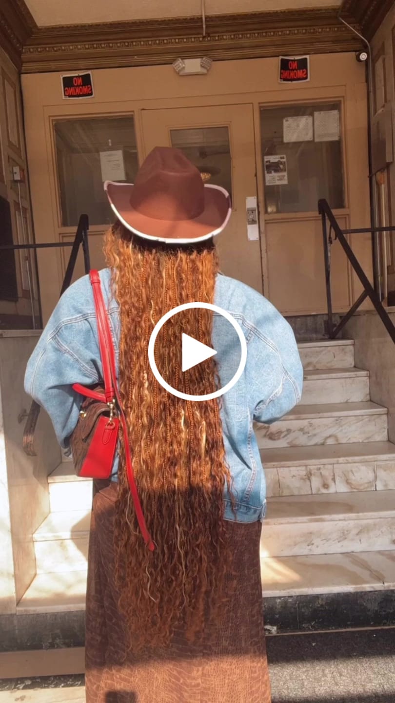 Customer video review of Multi-Color Bulk Human Braiding Hair Set Deep Wave