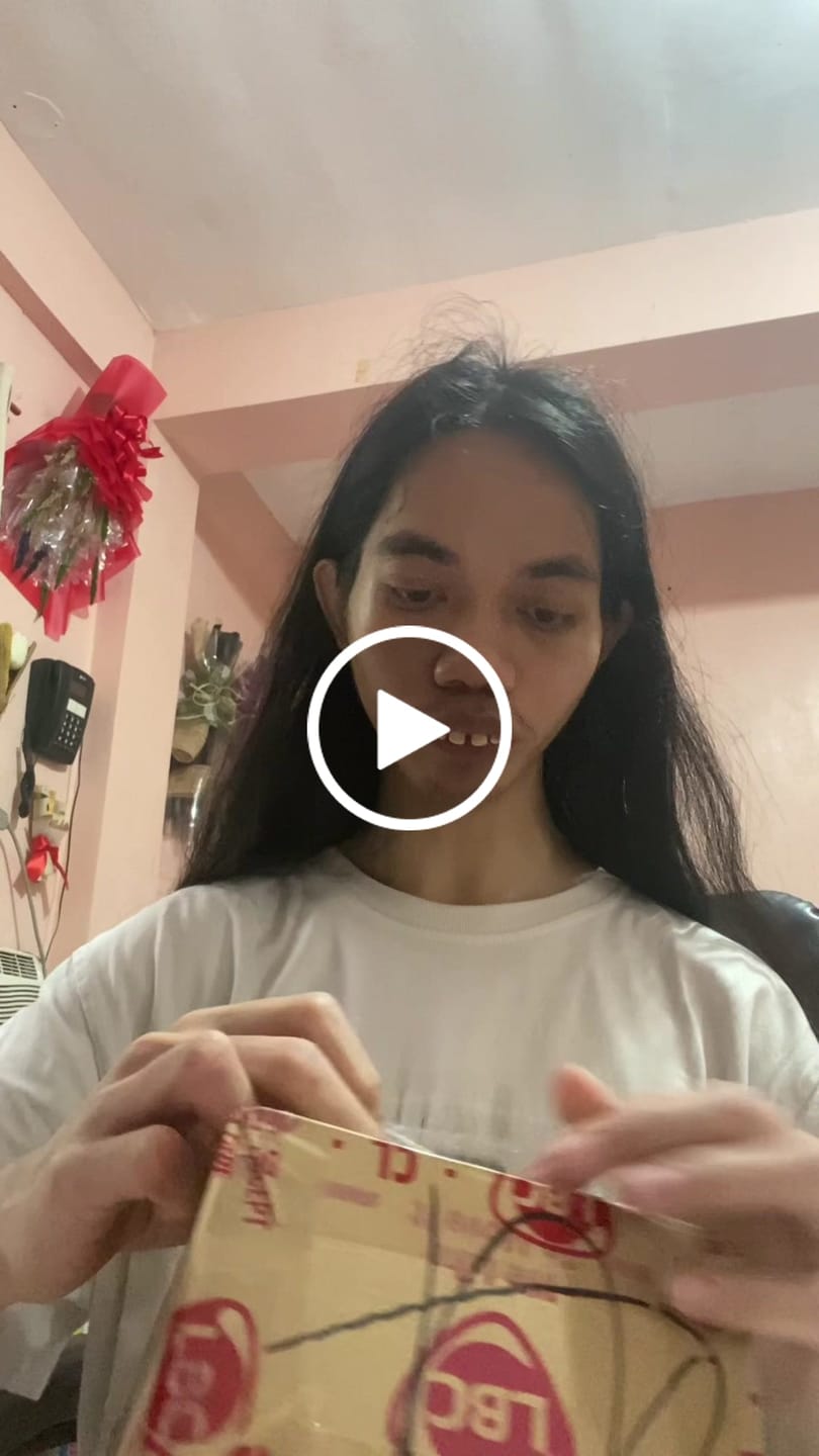 Customer video review of .30ct Navigli Engagement Ring