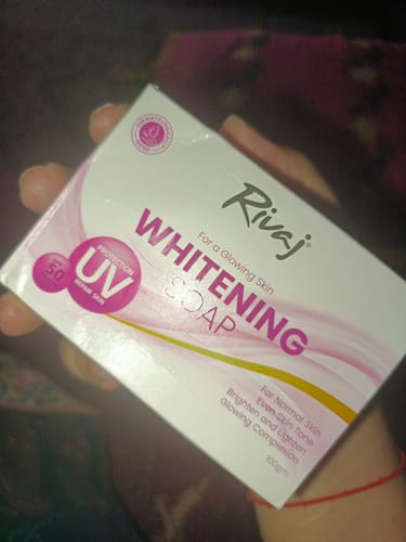 Customer photo review of Rivaj UV Whitening Soap 100g