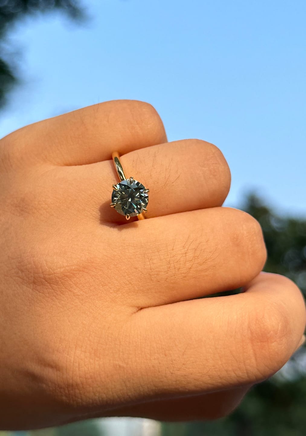 Customer photo review of S925 Moissanite Classic Round Cut Paraiba Tourmaline Engagement Ring