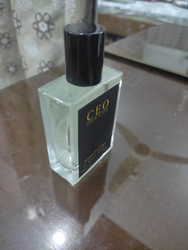 Customer photo review of CEO Natural Perfume - Made With Oud - The Irresistible Fragrance!!