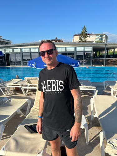 Customer photo review of Lifestyle Herren T-Shirt schwarz by SAEBIS®