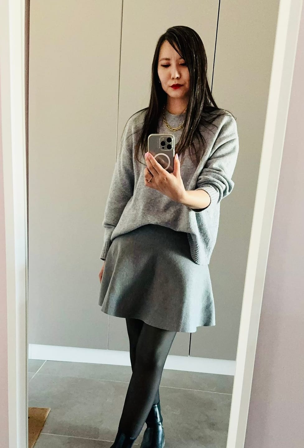 Customer photo review of ВЭКТОРИА ХҮЗҮҮНИЙ ЗҮҮЛТ