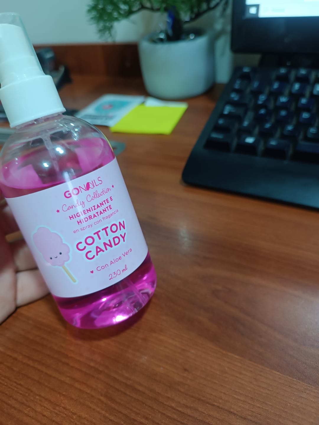 Customer photo review of Higienizante e Hidratante de Manos y Pies - Cotton Candy