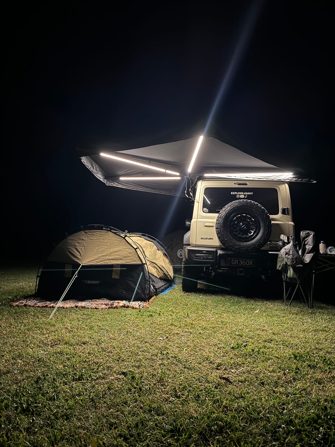 Customer photo review of Rainger Duo 270 Degree Awning - 1.7M Jimny/Jeep/SWB