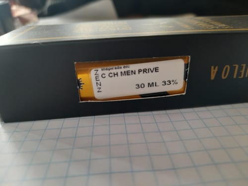 Customer photo review of Perfume Tendencia C CH MEN PRIVE zenz