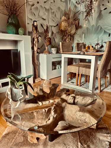 Customer photo review of Wurzel Couchtisch NAGA inkl. Glasscheibe Ø 100 cm auf Stahlfüssen