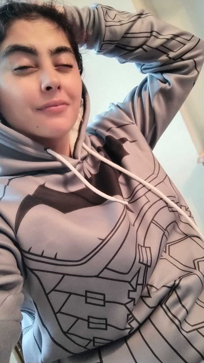Customer photo review of Sudadera Batman Traje