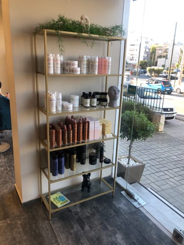 Customer photo review of Ψηλό Ράφι Μοντερνα Βιβλιοθήκη Γυάλινη Χρυσό 6 Ράφια για Σαλόνι Γραφείο LG-T503A01