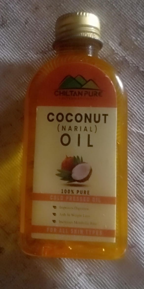 Customer photo review of Coconut Oil For Hair & Skin – Antiseptic Moisturizer & Supports Hair Nourishment